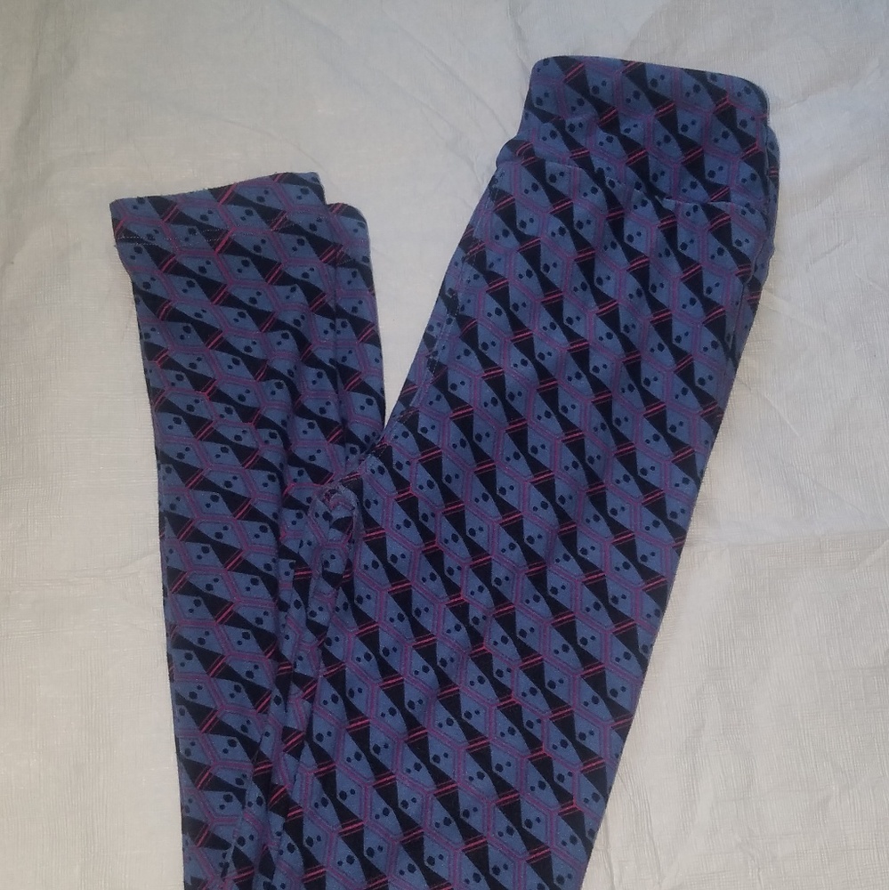 Lularoe - Picture 2 of 2